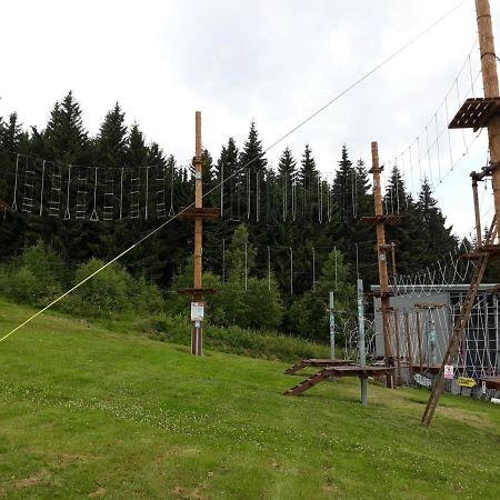 Sportcentrum Klinovec Loučná pod Klínovcem Екстериор снимка