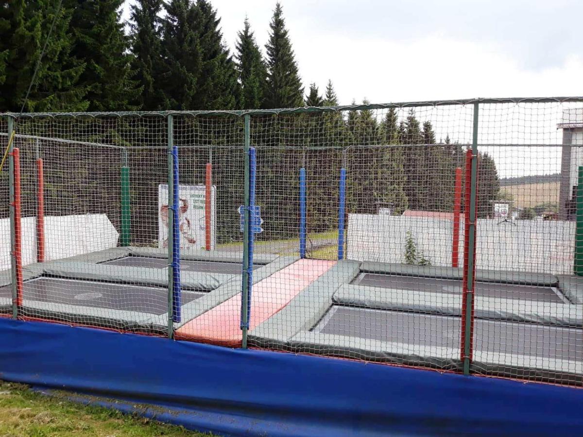 Sportcentrum Klinovec Loučná pod Klínovcem Екстериор снимка
